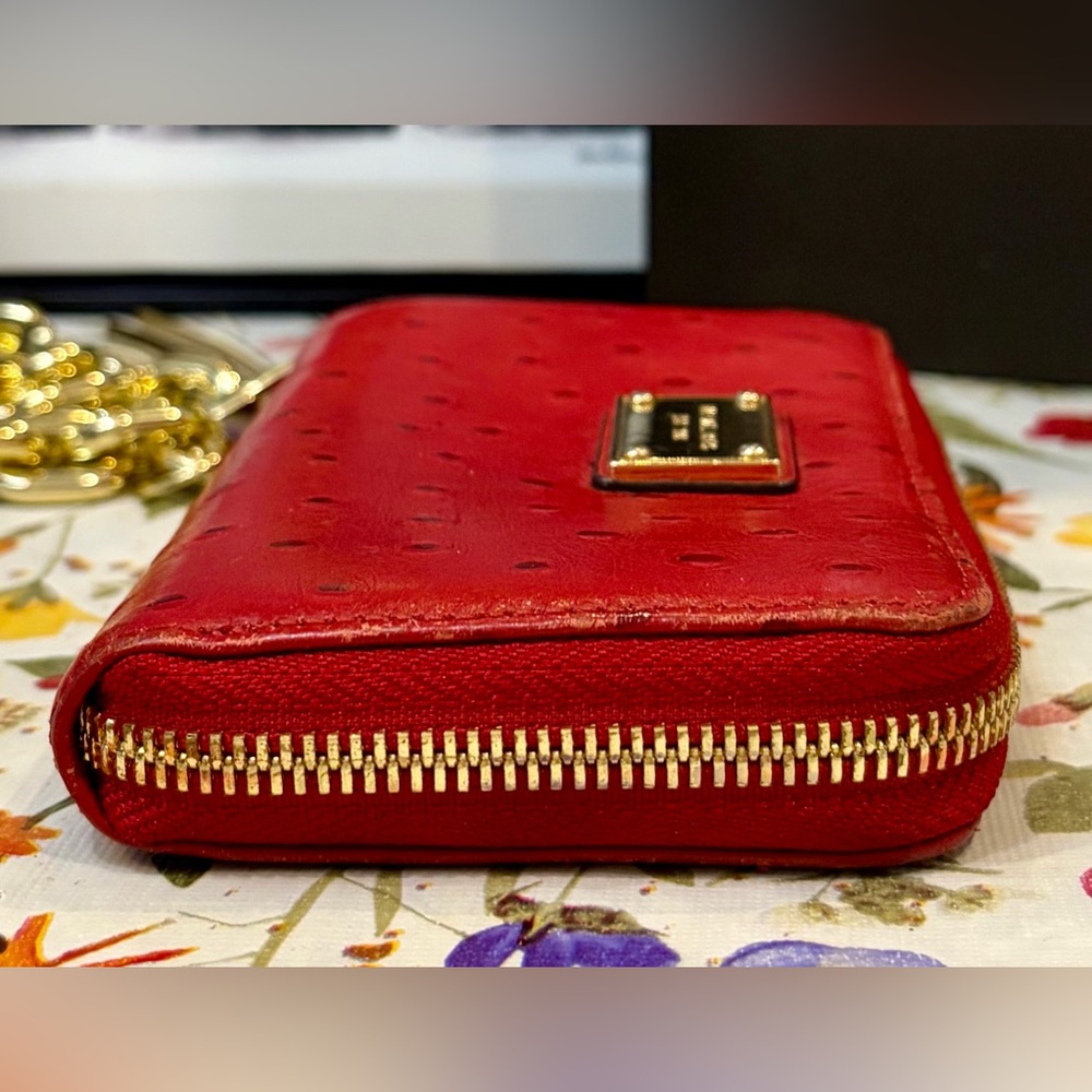 EUC! MICHAEL KORS Red Zip Wallet with Gold Chain Wristlet - Picture 4 of 15